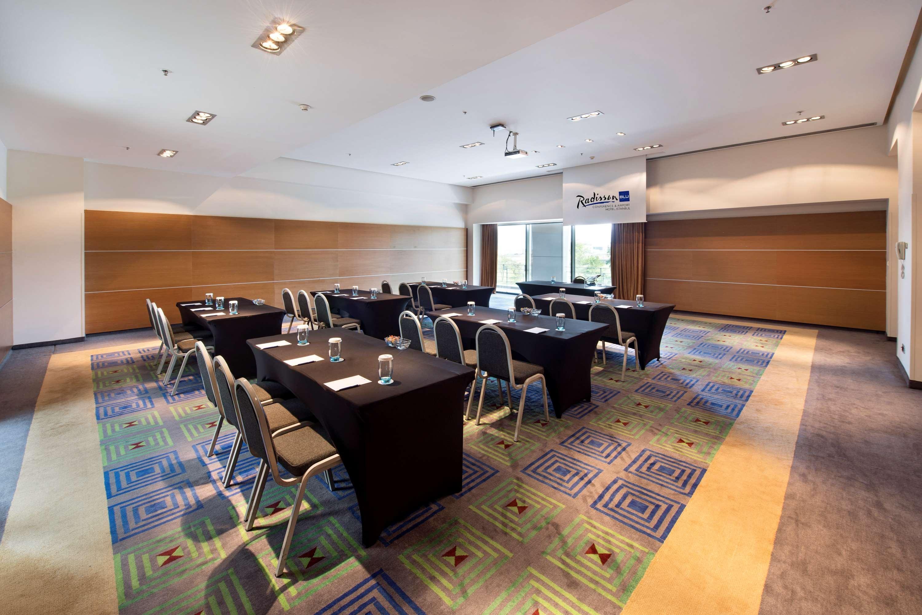 Bh Conference & Airport Hotel Istanbul Ngoại thất bức ảnh