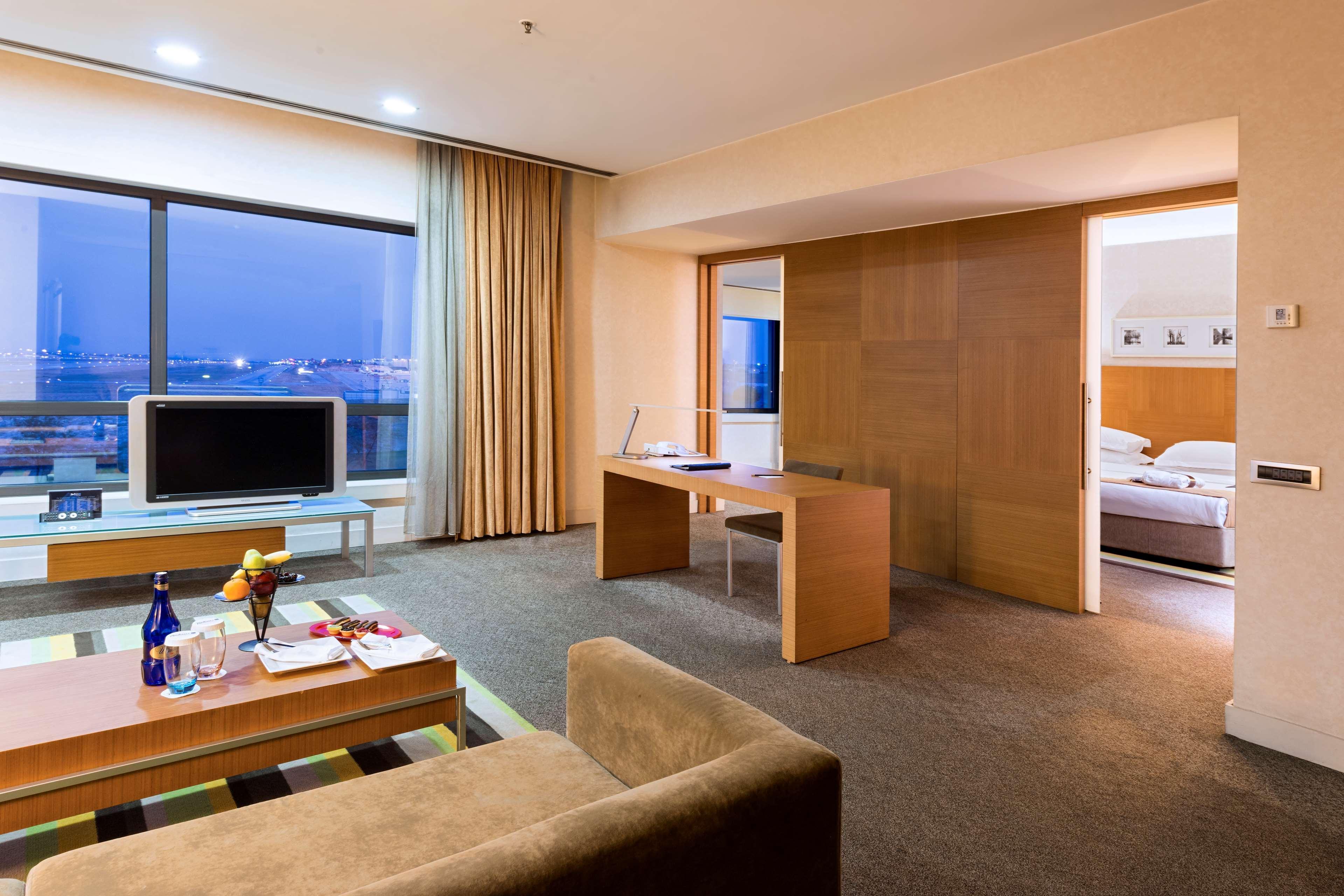 Bh Conference & Airport Hotel Istanbul Ngoại thất bức ảnh